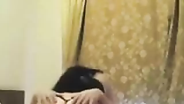 یه سکس پرشور تو کس یه زن ازبکی با شورت